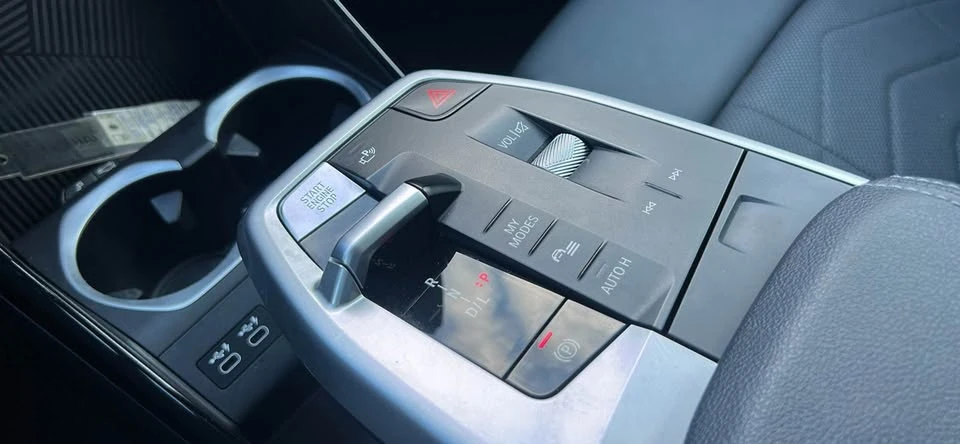 2023 BMW U11/U12 X1 - Image 13 of 18