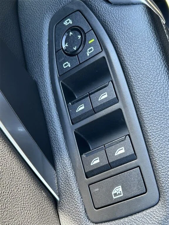 2023 BMW U11/U12 X1 - Image 16 of 18