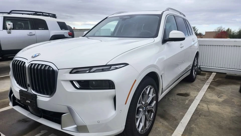 2023 BMW G07 X7 - Image 2 of 6