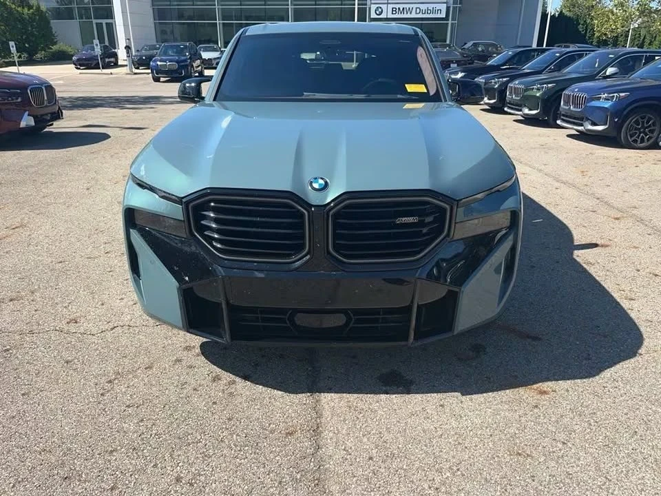 2023 BMW XM - Image 2 of 7