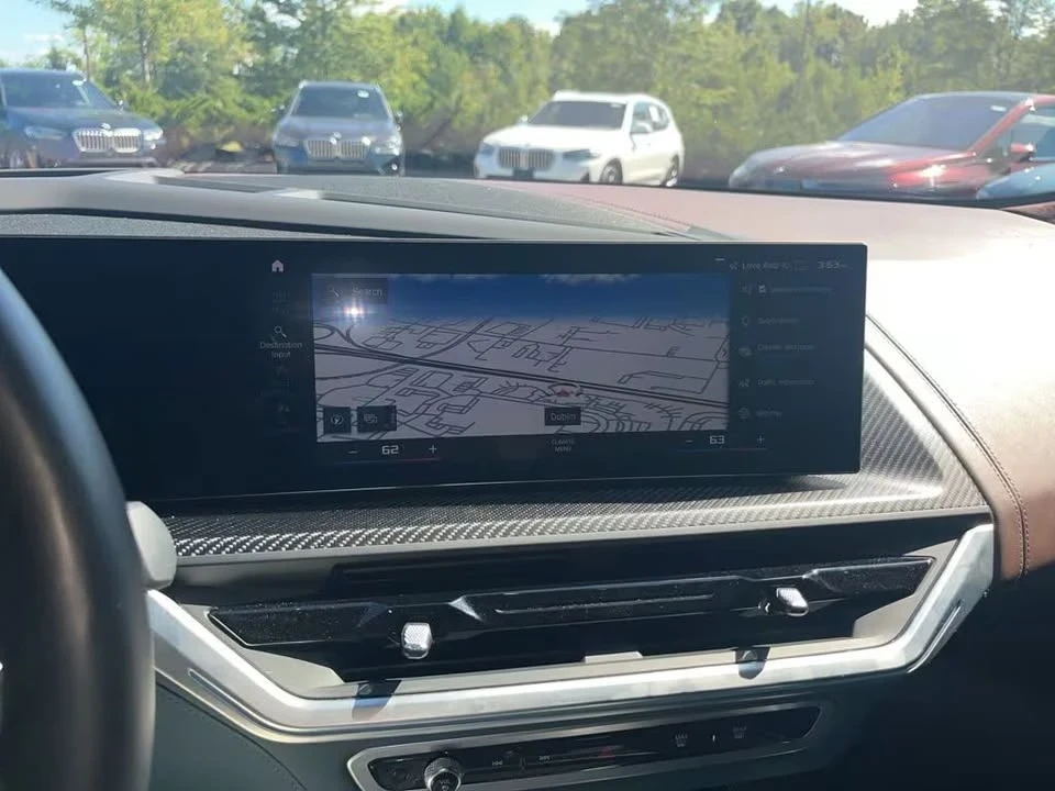 2023 BMW XM - Image 5 of 7