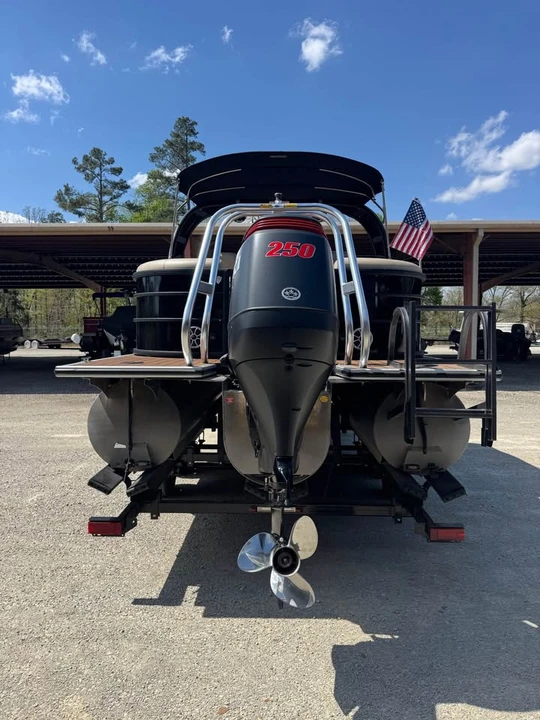 2023 Bentley - Image 3 of 10