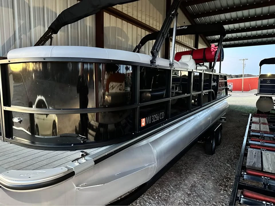 2023 Bentley - Image 10 of 20