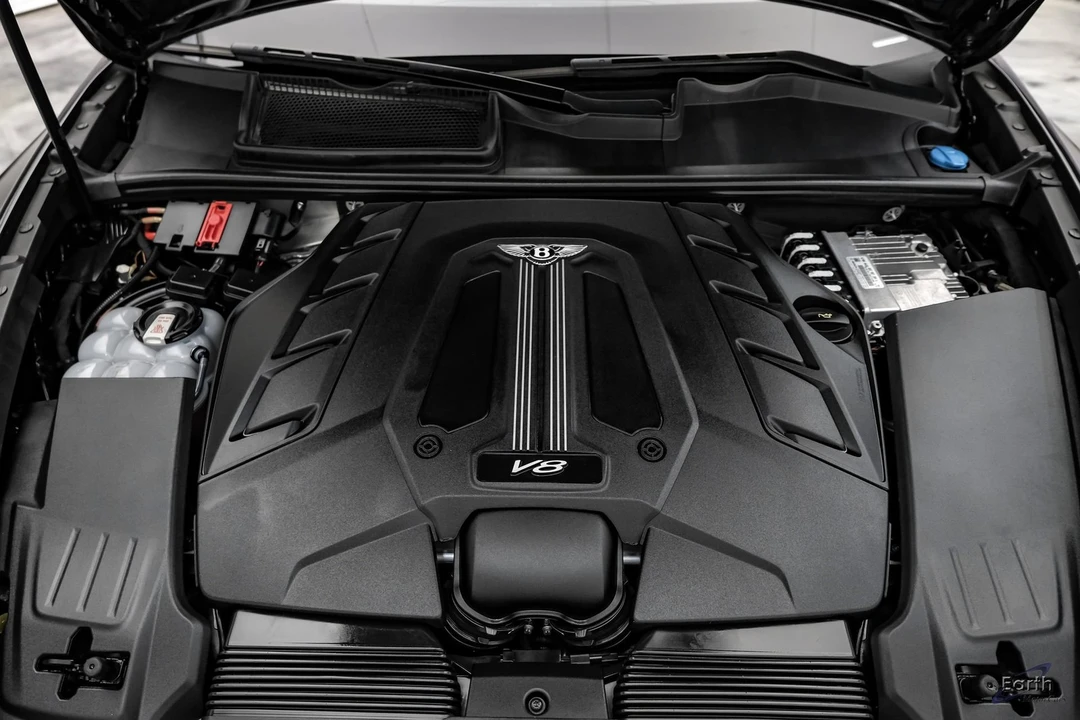 2023 Bentley Bentayga - Image 3 of 31