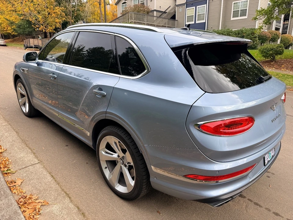 2023 Bentley Bentayga - Image 6 of 21