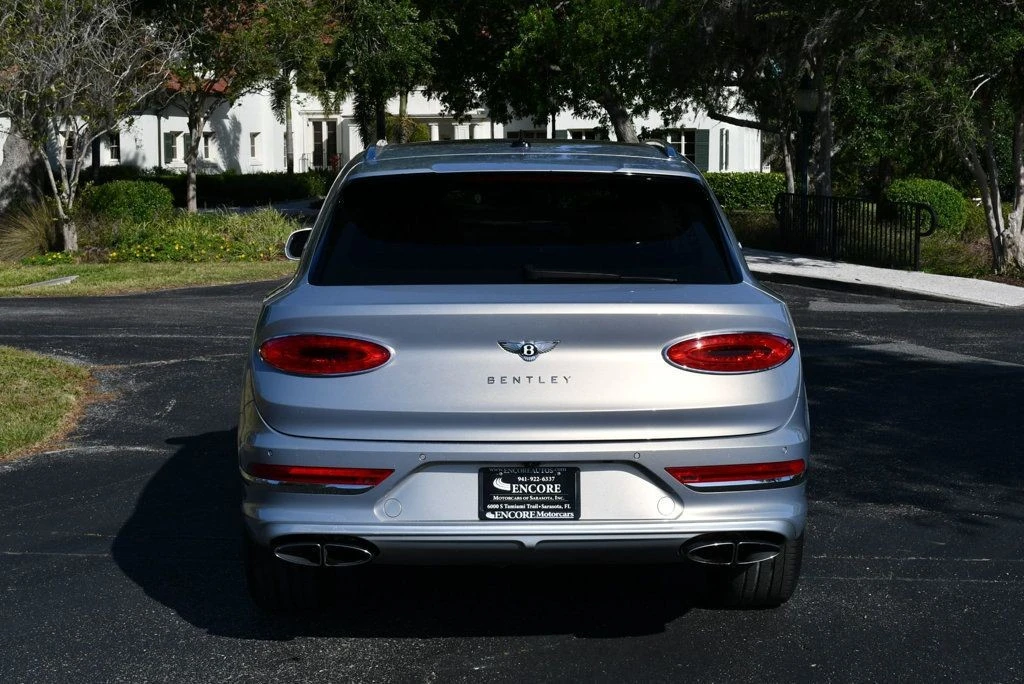 2023 Bentley Bentayga - Image 5 of 31