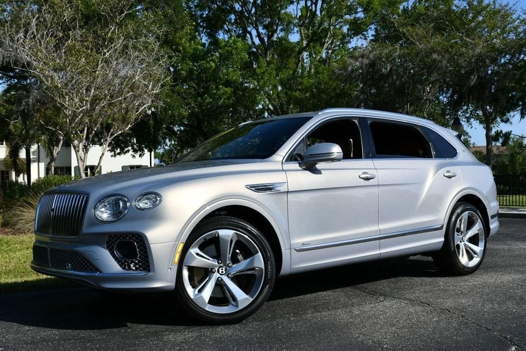 2023 Bentley Bentayga - Image 25 of 31