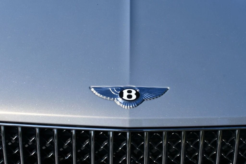 2023 Bentley Bentayga - Image 11 of 31