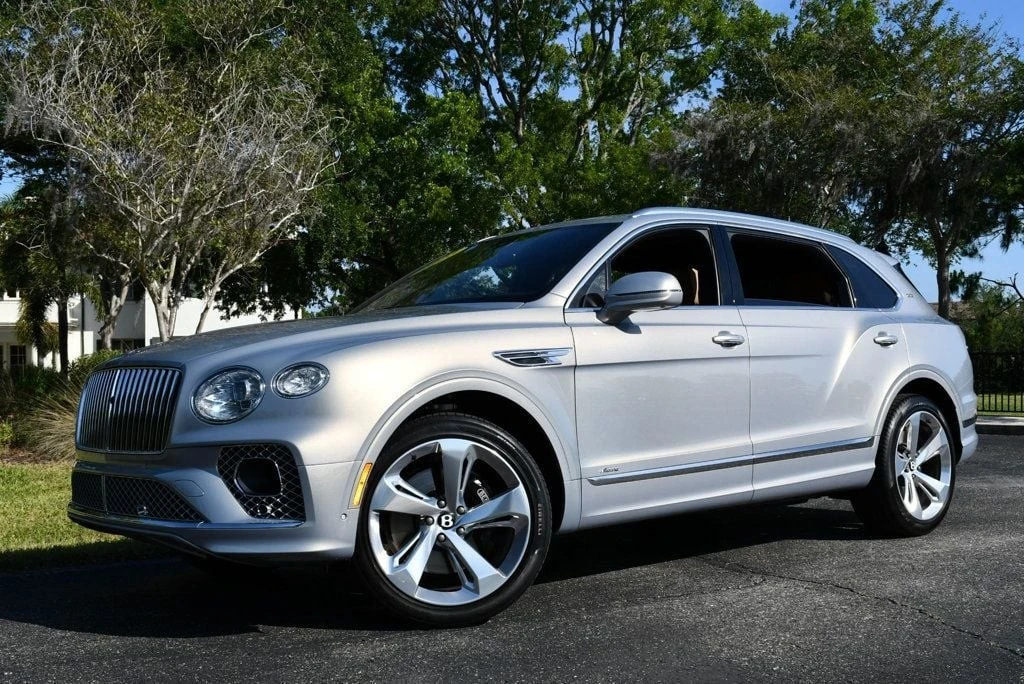2023 Bentley Bentayga - Image 26 of 31
