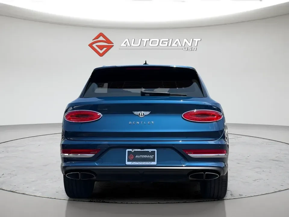2023 Bentley Bentayga - Image 14 of 20