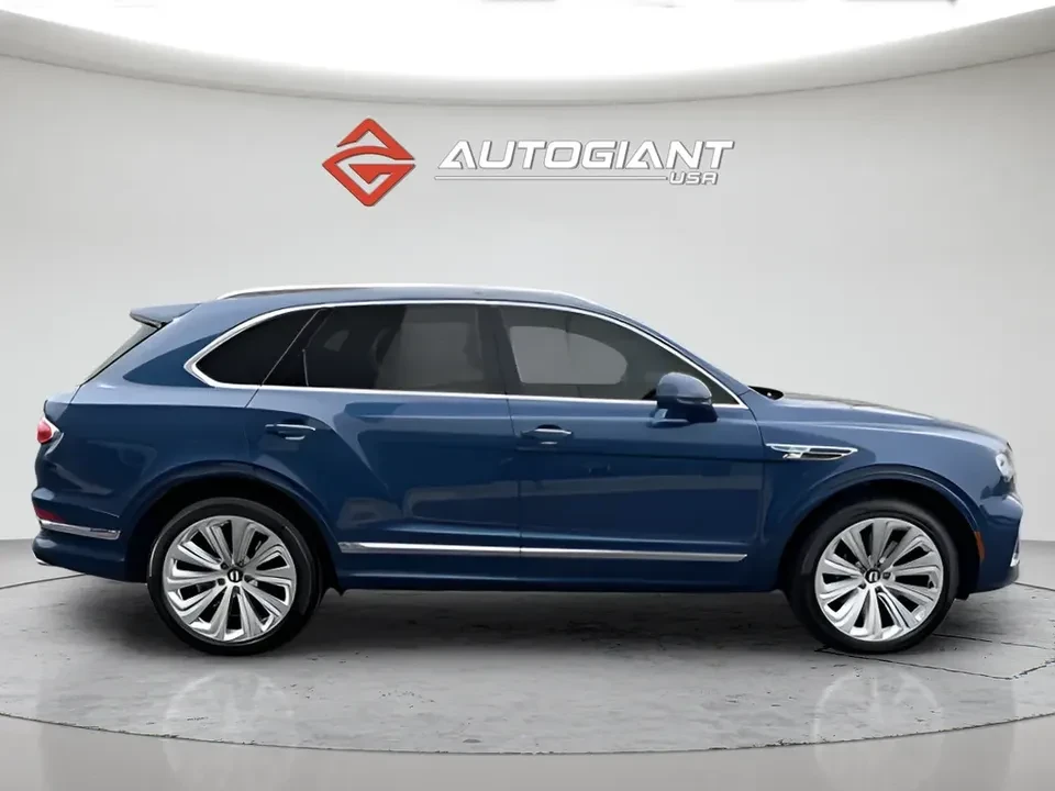 2023 Bentley Bentayga - Image 15 of 20
