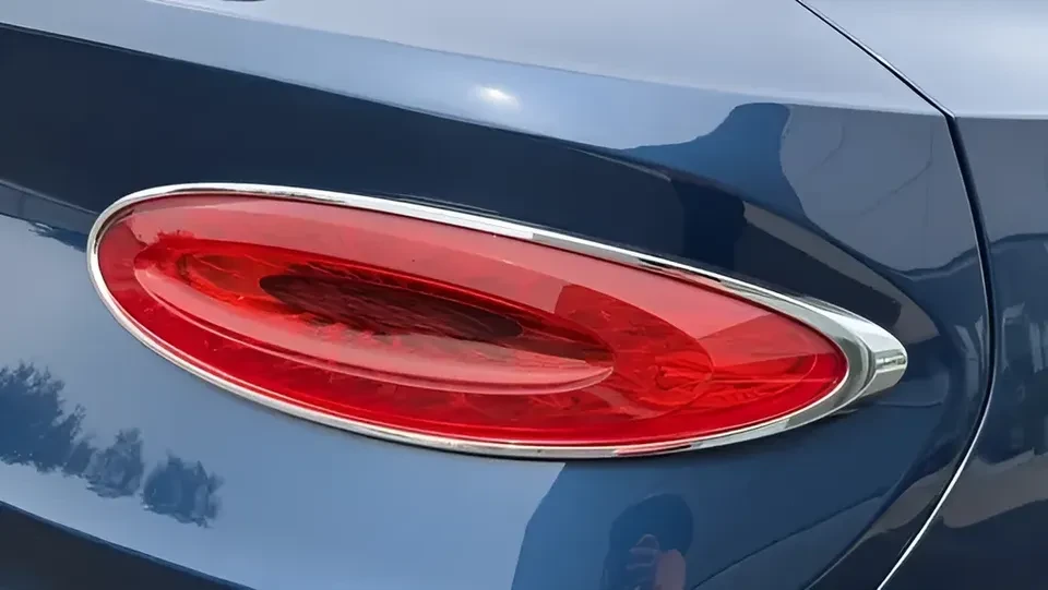 2023 Bentley Bentayga - Image 12 of 20