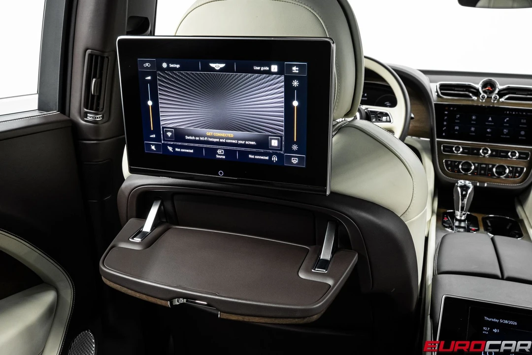 2023 Bentley Bentayga - Image 25 of 31
