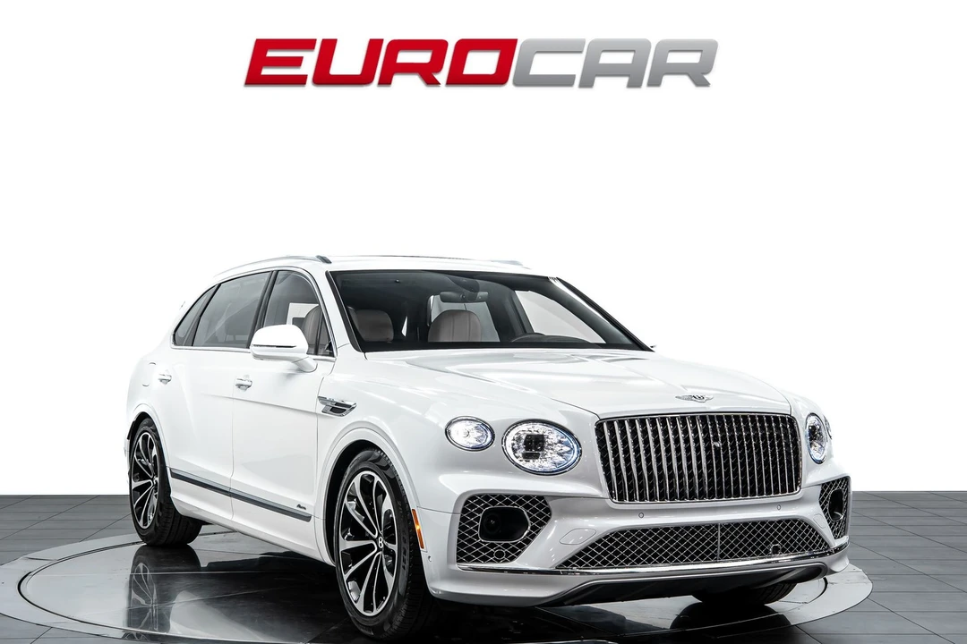 2023 Bentley Bentayga - Image 7 of 31