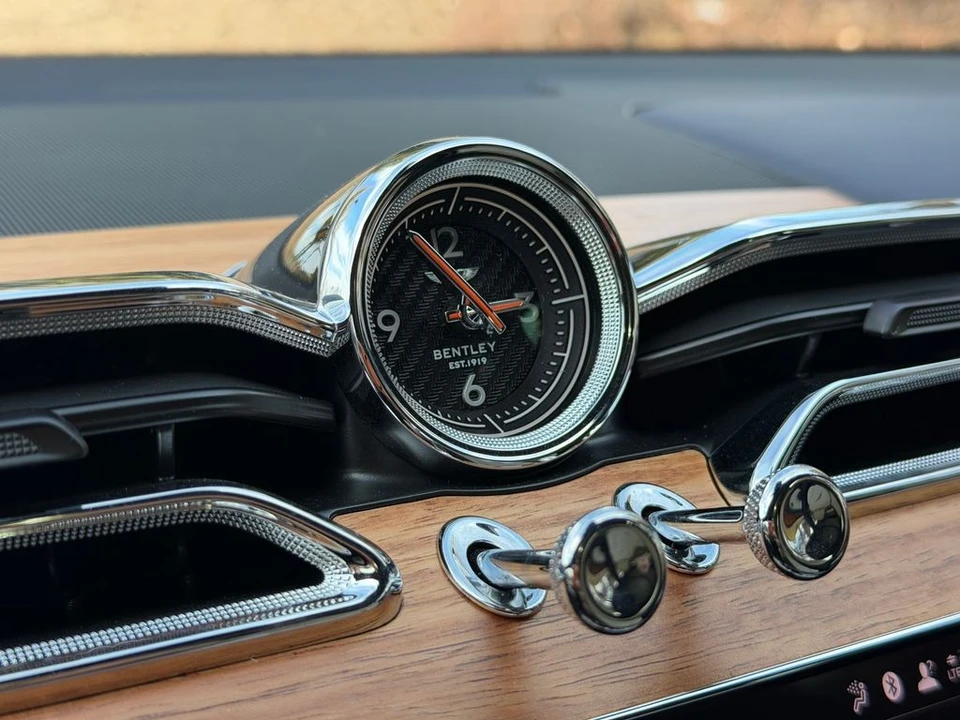 2023 Bentley Bentayga - Image 21 of 21