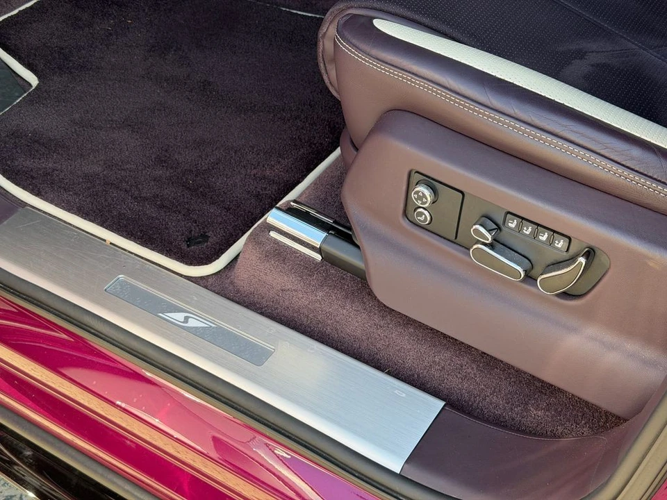2023 Bentley Bentayga - Image 19 of 21