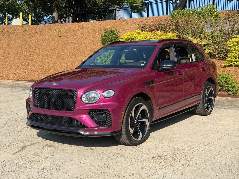2023 Bentley Bentayga - Image 2 of 21