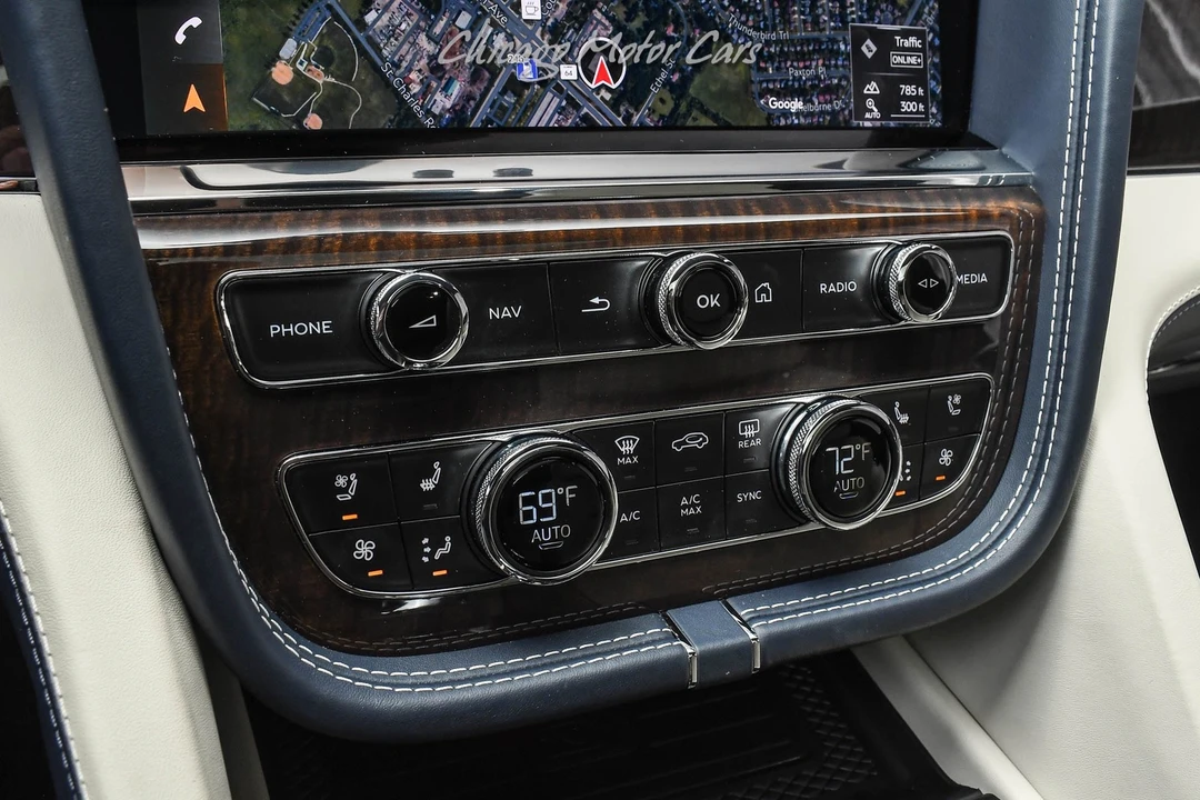 2023 Bentley Bentayga - Image 20 of 21