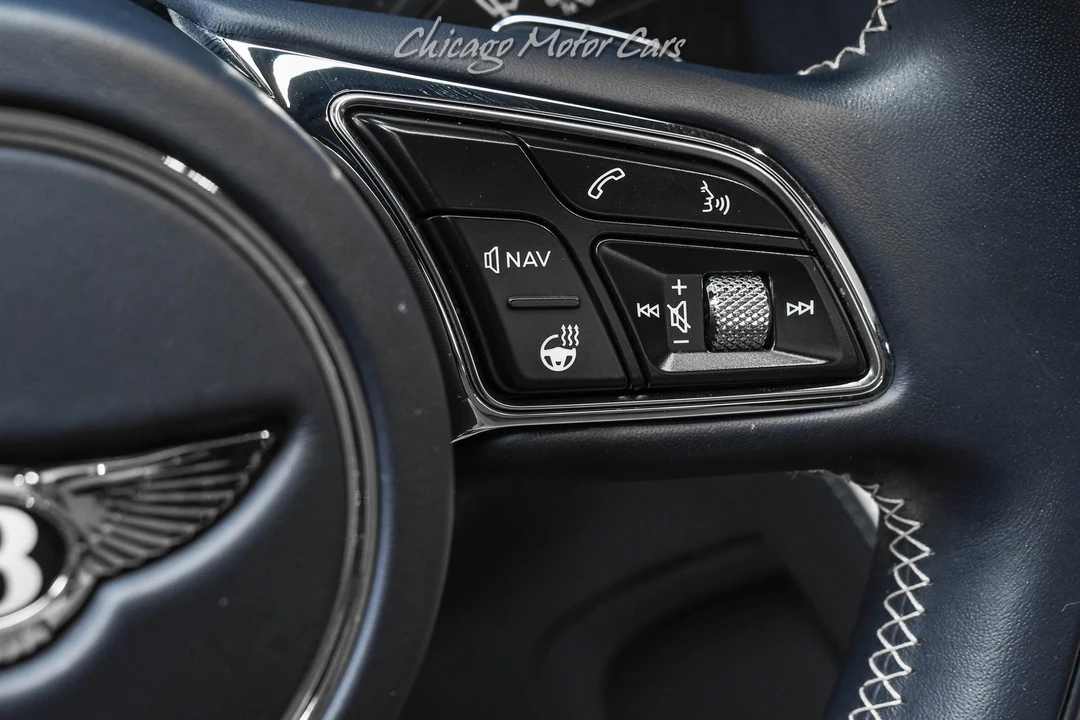 2023 Bentley Bentayga - Image 10 of 12