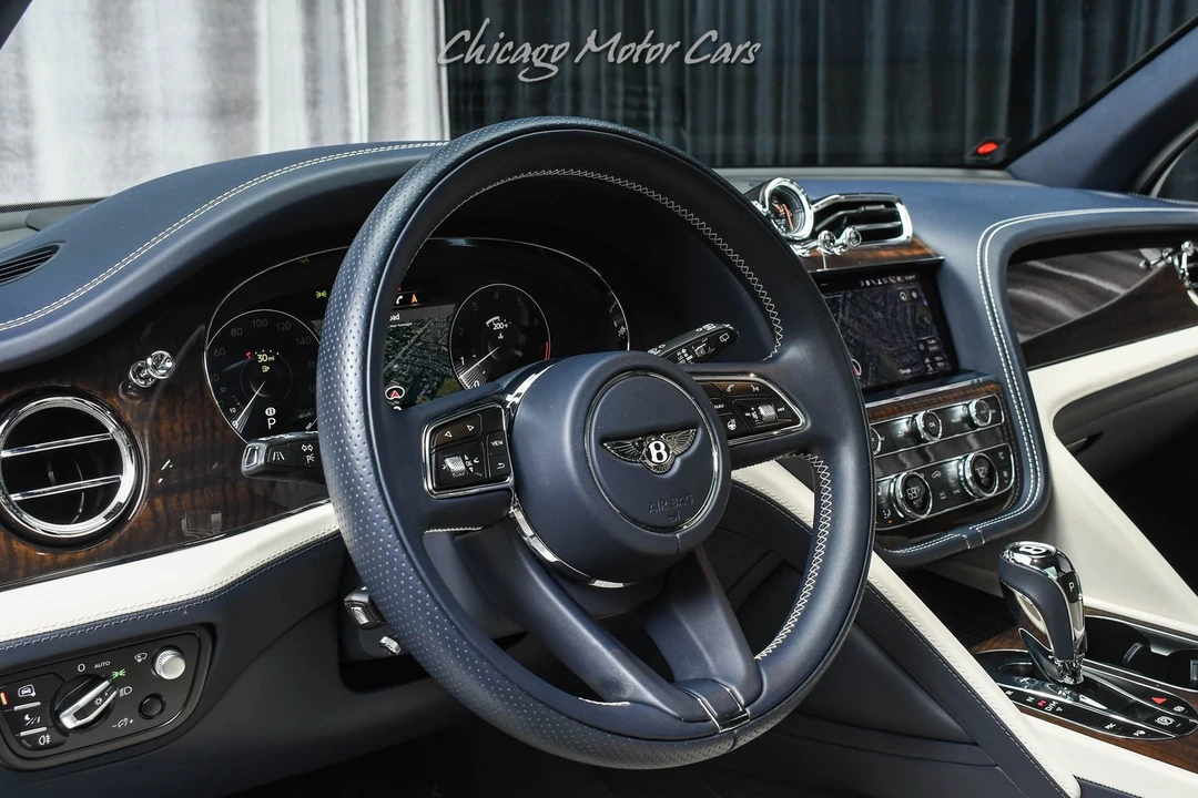 2023 Bentley Bentayga - Image 9 of 12