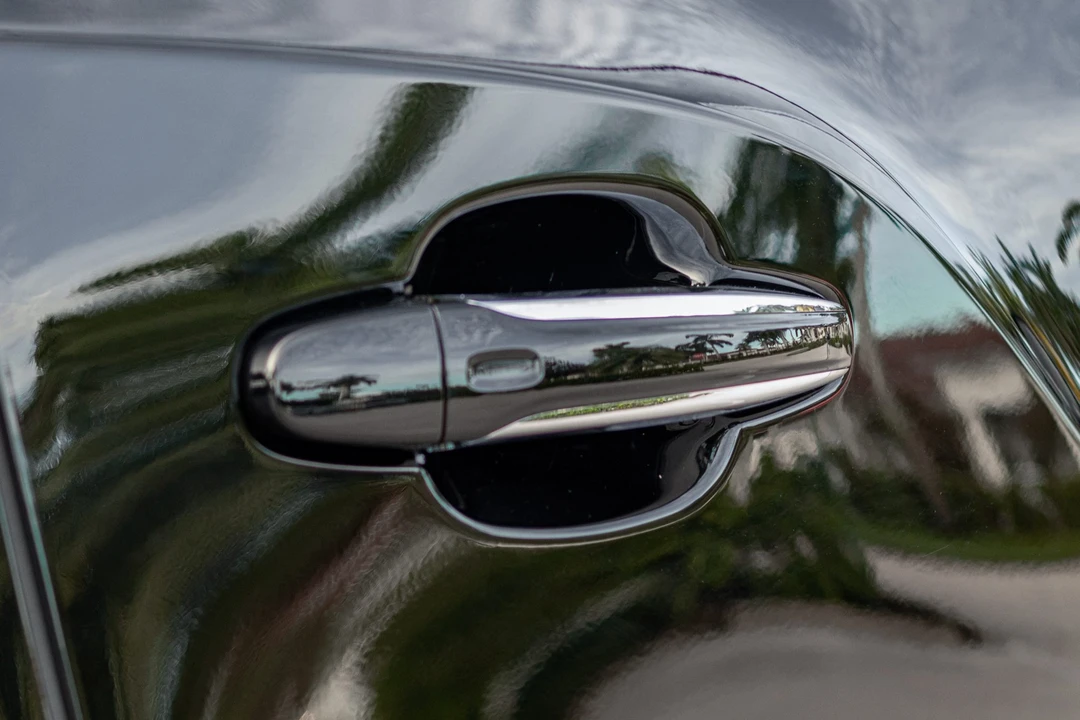 2023 Bentley Bentayga - Image 28 of 31