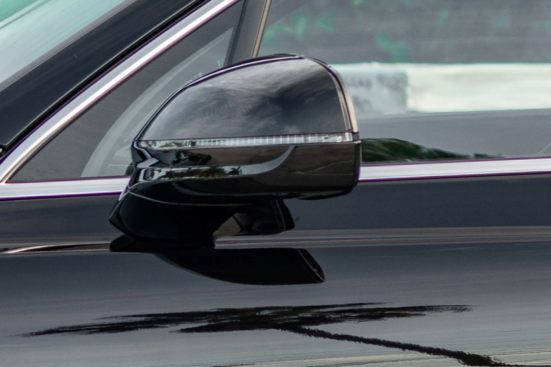 2023 Bentley Bentayga - Image 27 of 31