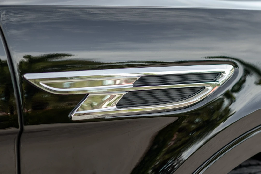 2023 Bentley Bentayga - Image 22 of 31
