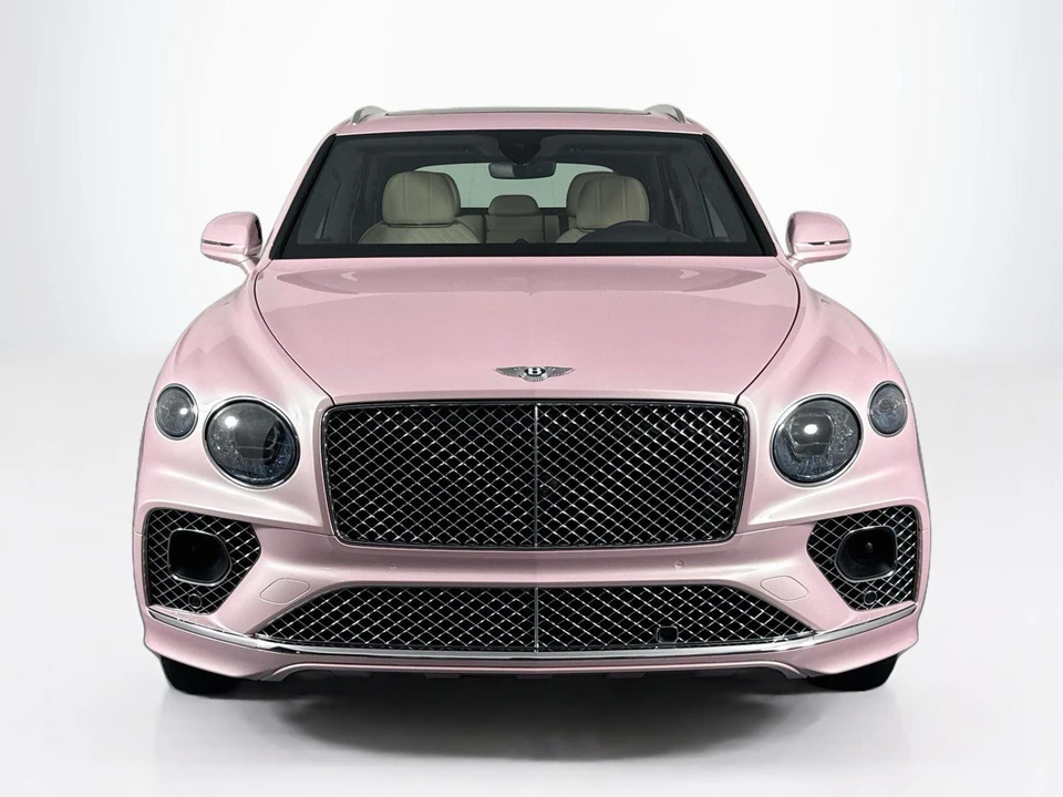 2023 Bentley Bentayga - Image 2 of 31