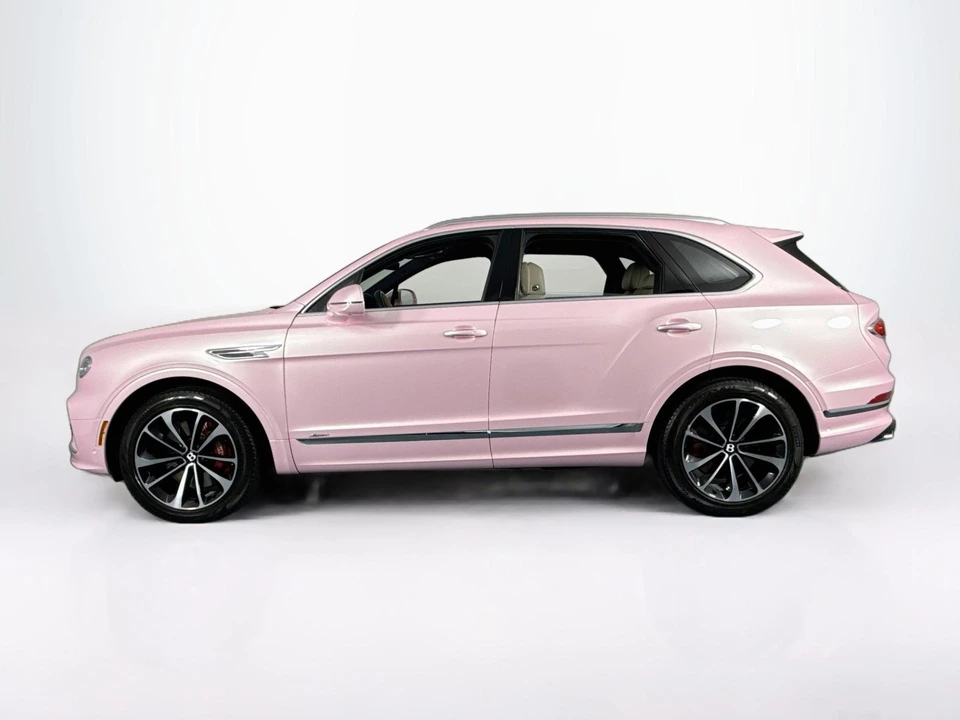 2023 Bentley Bentayga - Image 8 of 31