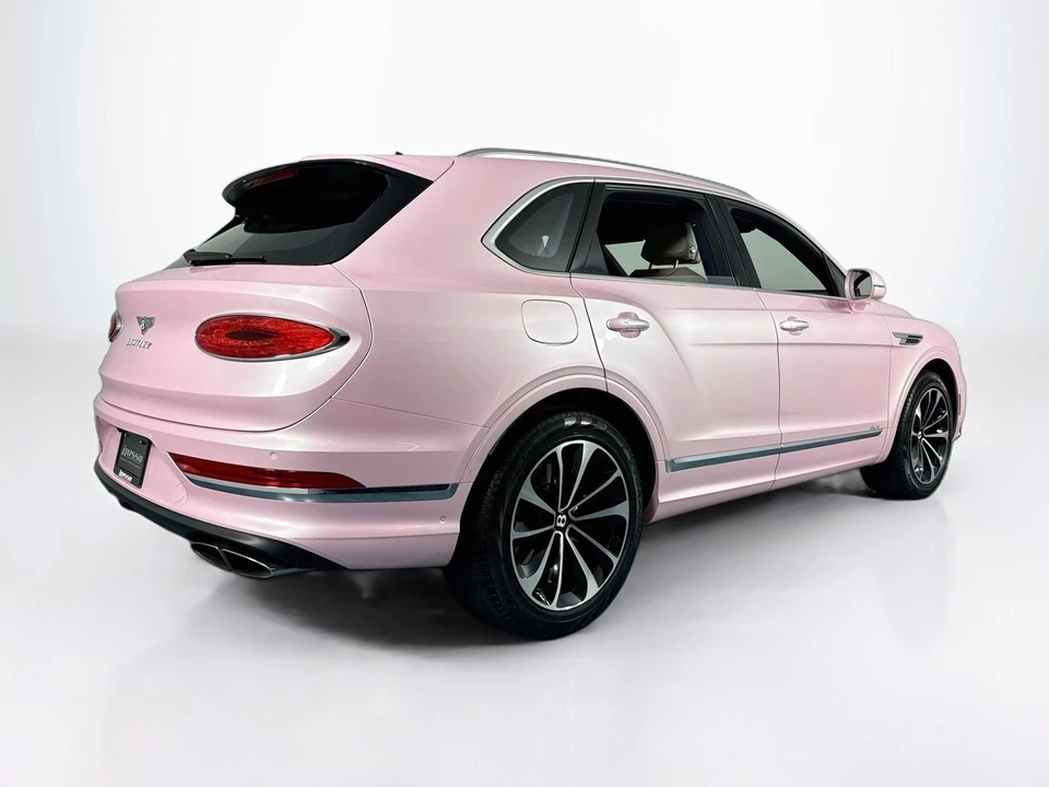 2023 Bentley Bentayga - Image 5 of 31