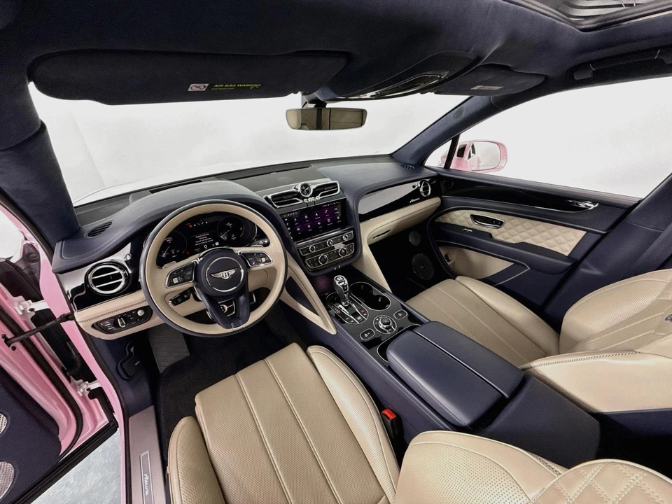 2023 Bentley Bentayga - Image 25 of 31