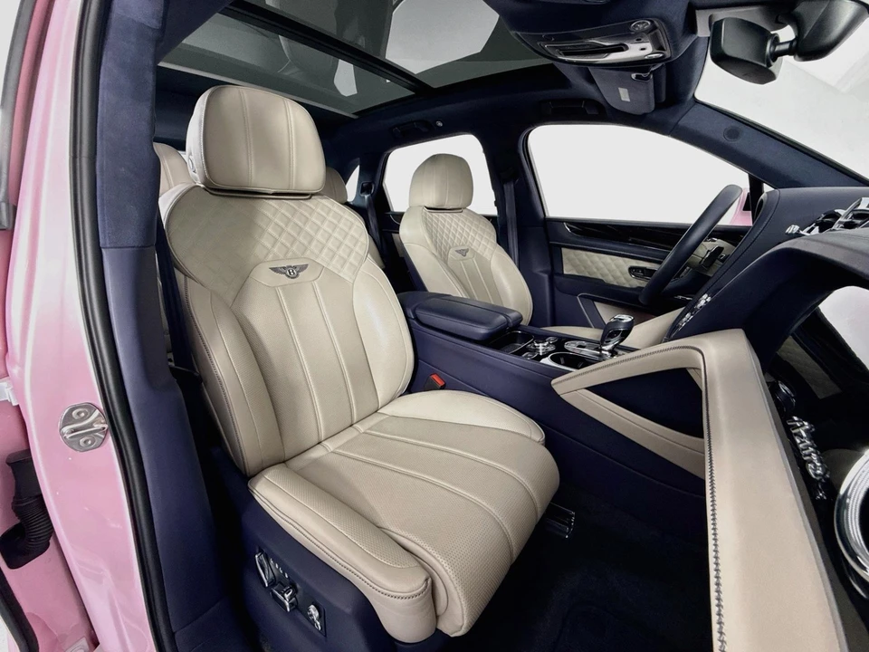 2023 Bentley Bentayga - Image 30 of 31