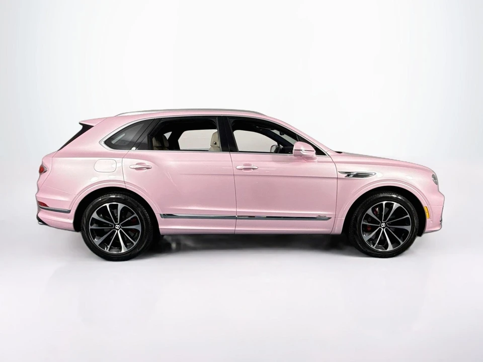 2023 Bentley Bentayga - Image 4 of 31