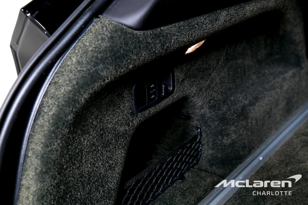 2023 Bentley Bentayga - Image 23 of 31
