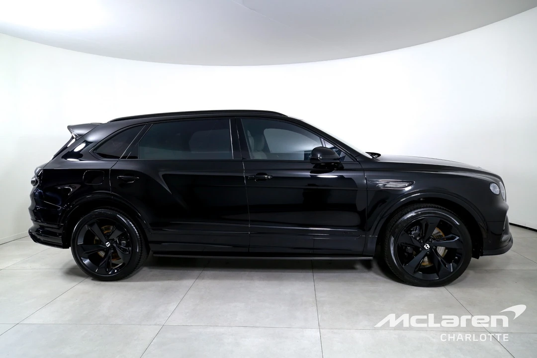 2023 Bentley Bentayga - Image 9 of 31