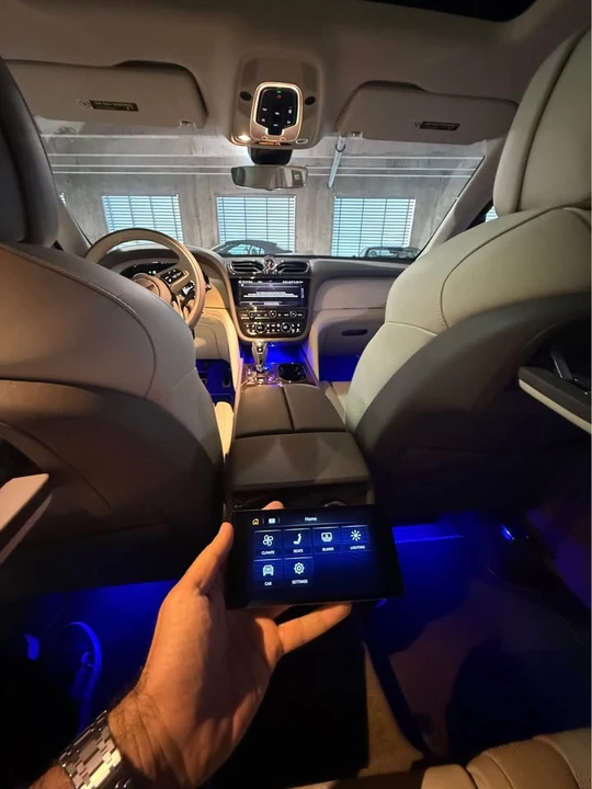 2023 Bentley Bentayga - Image 16 of 20