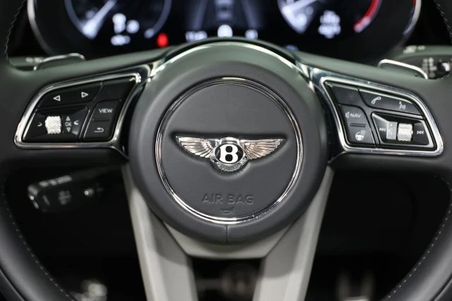 2023 Bentley Bentayga - Image 31 of 31