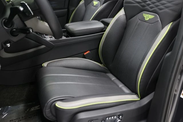 2023 Bentley Bentayga - Image 23 of 31