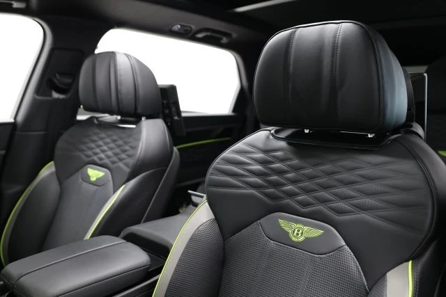 2023 Bentley Bentayga - Image 21 of 31