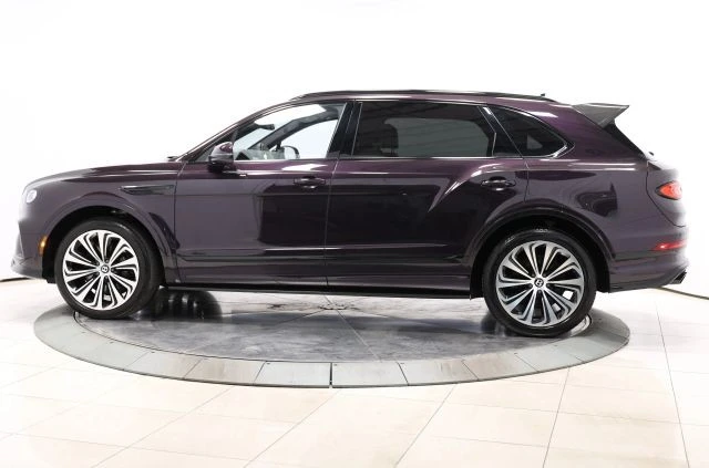 2023 Bentley Bentayga - Image 9 of 31