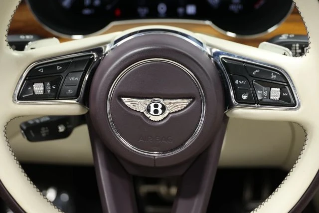 2023 Bentley Bentayga - Image 29 of 31