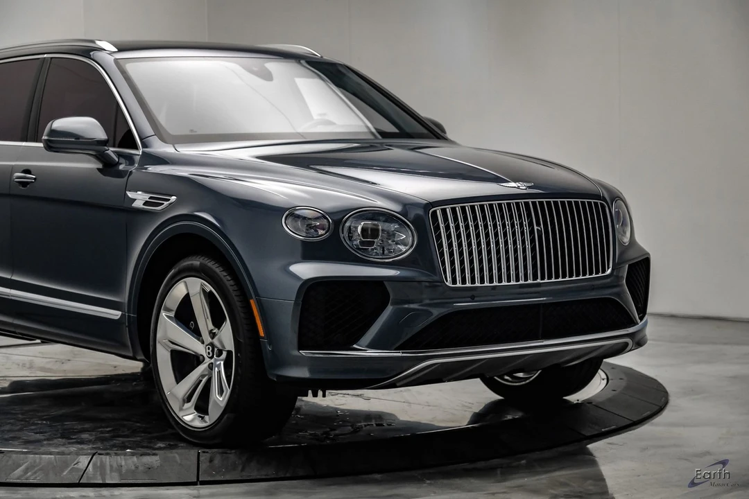 2023 Bentley Bentayga - Image 26 of 31