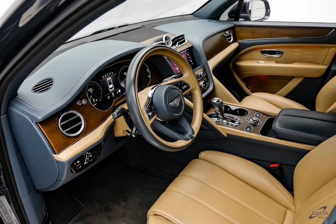 2023 Bentley Bentayga - Image 3 of 31