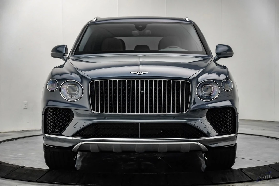 2023 Bentley Bentayga - Image 28 of 31