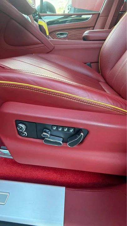 2023 Bentley Bentayga - Image 11 of 20