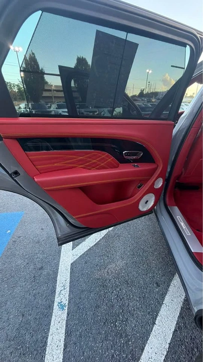 2023 Bentley Bentayga - Image 14 of 20