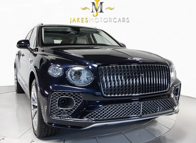 2023 Bentley Bentayga - Image 16 of 21