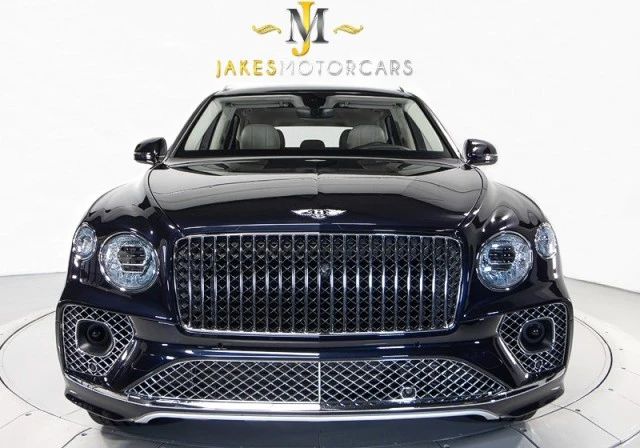2023 Bentley Bentayga - Image 17 of 21