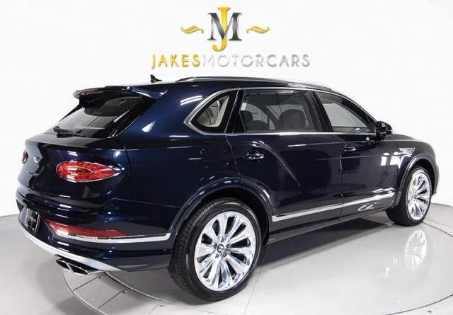 2023 Bentley Bentayga - Image 10 of 21