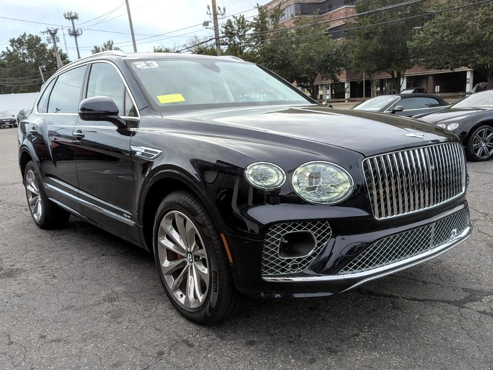 2023 Bentley Bentayga - Image 5 of 21